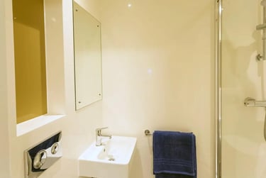 1 bed studio, Alexandra Road, City Centre, Swansea, SA15BD - Image 5